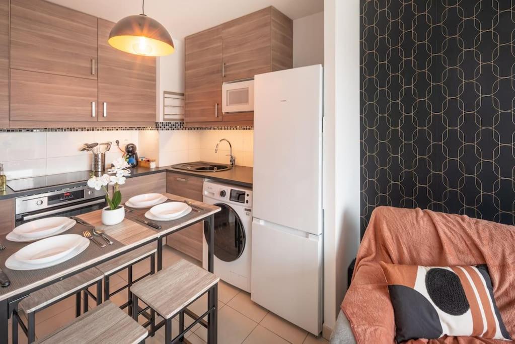 Appartamento L'Excellence-8Min Aeroport-Terrasse-Parking Prive Lingolsheim Esterno foto