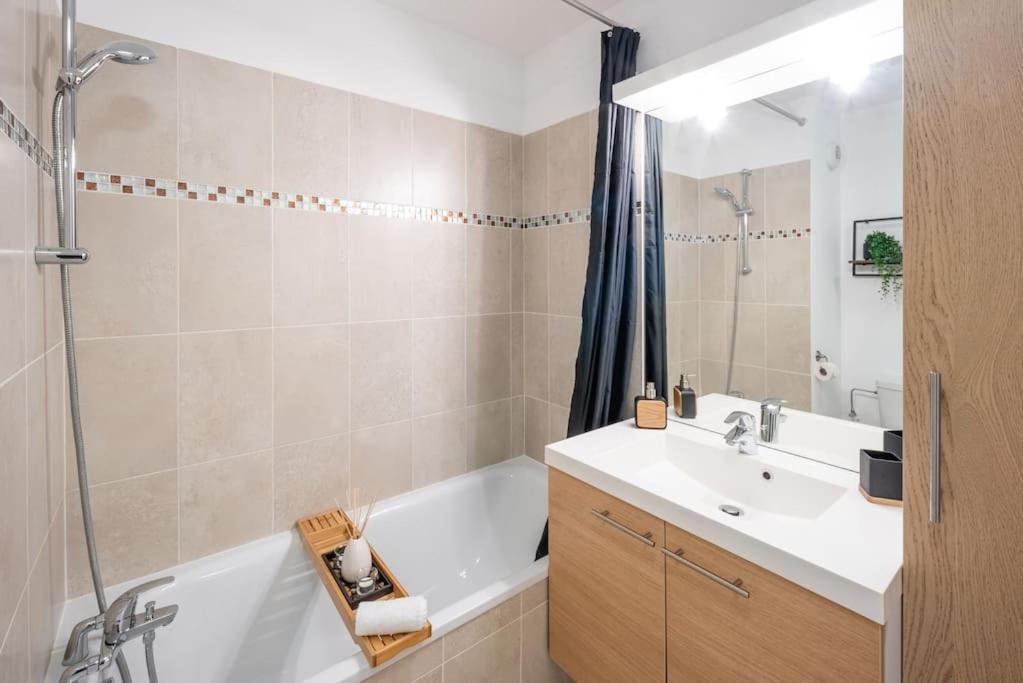 Appartamento L'Excellence-8Min Aeroport-Terrasse-Parking Prive Lingolsheim Esterno foto