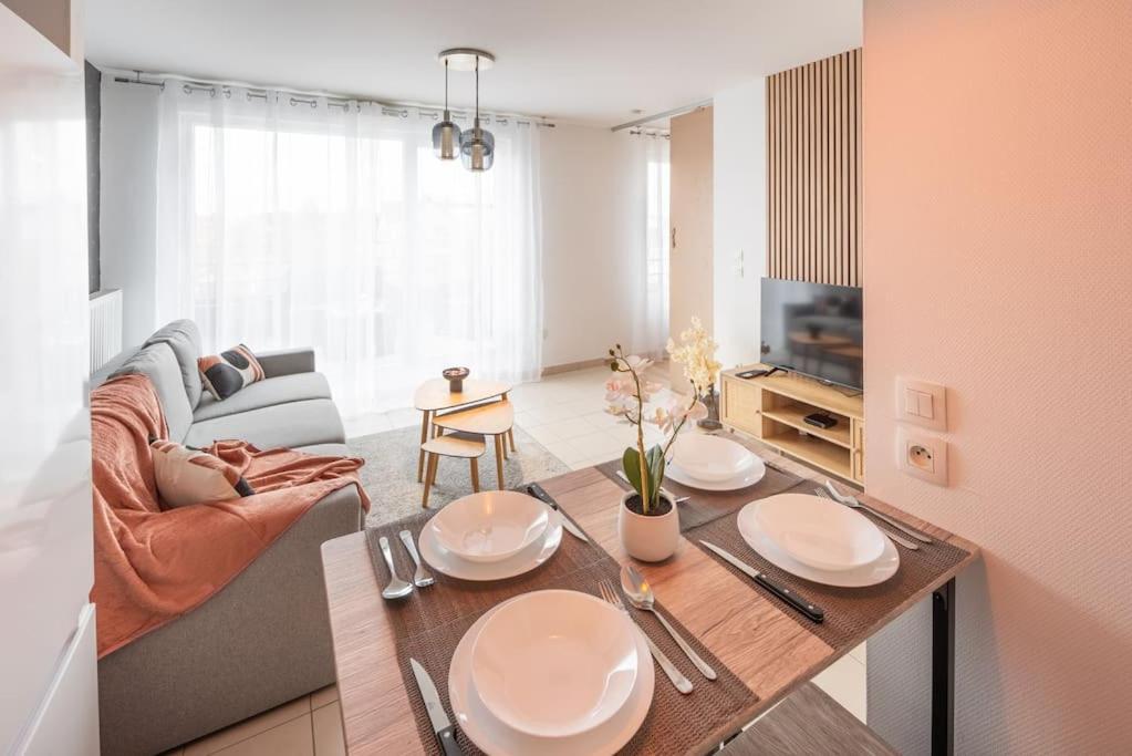 Appartamento L'Excellence-8Min Aeroport-Terrasse-Parking Prive Lingolsheim Esterno foto